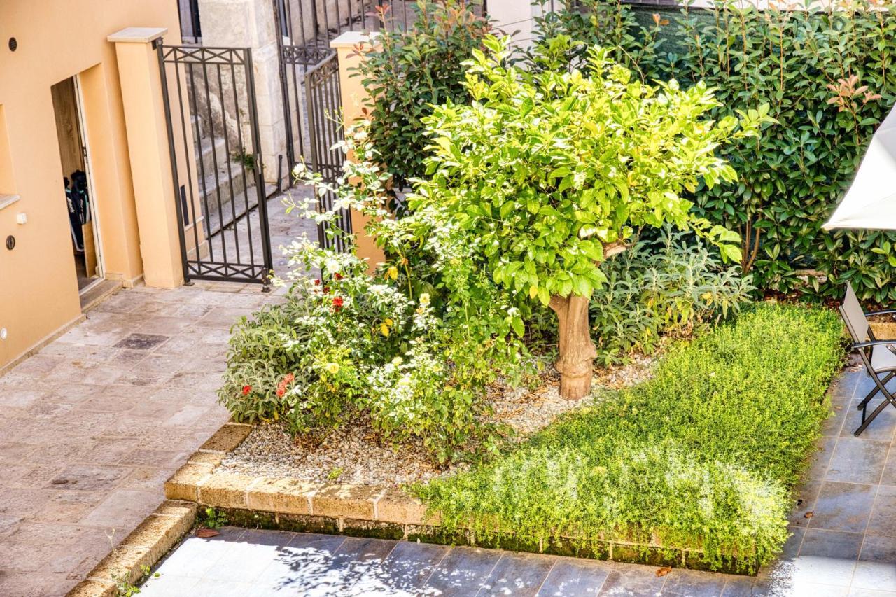 ホテル Giardino Dei Lenti バーリ エクステリア 写真